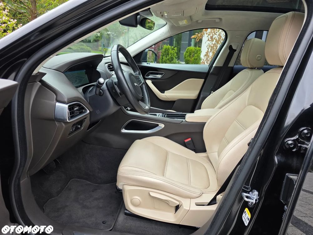 Jaguar F-Pace 2.0 i4D AWD Prestige - 26