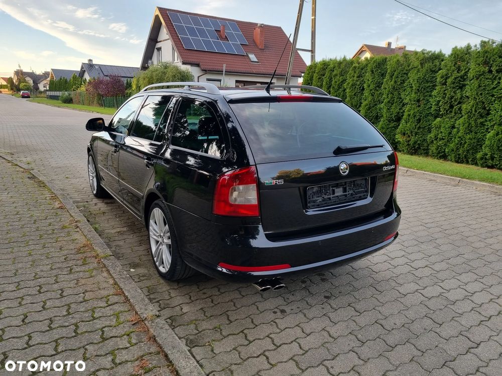 Skoda Octavia 2.0 TDI DPF RS - 4
