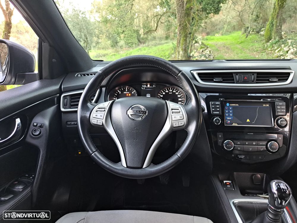 Nissan Qashqai 1.5 dCi Tekna - 21