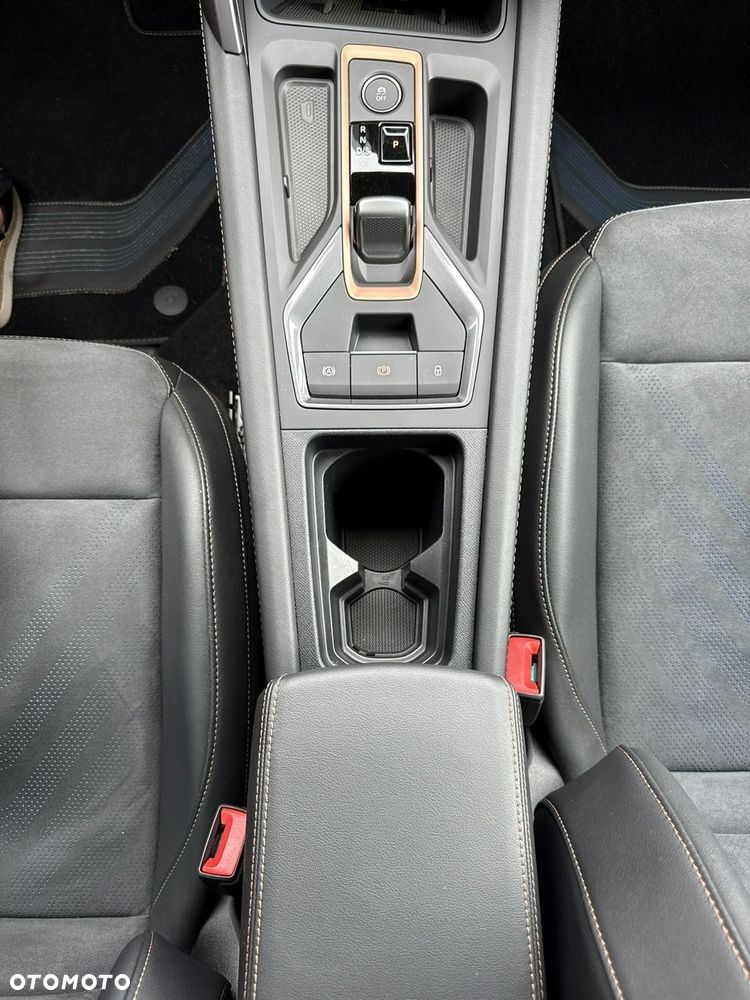 Cupra Leon 1.5 eTSI mHEV DSG - 25
