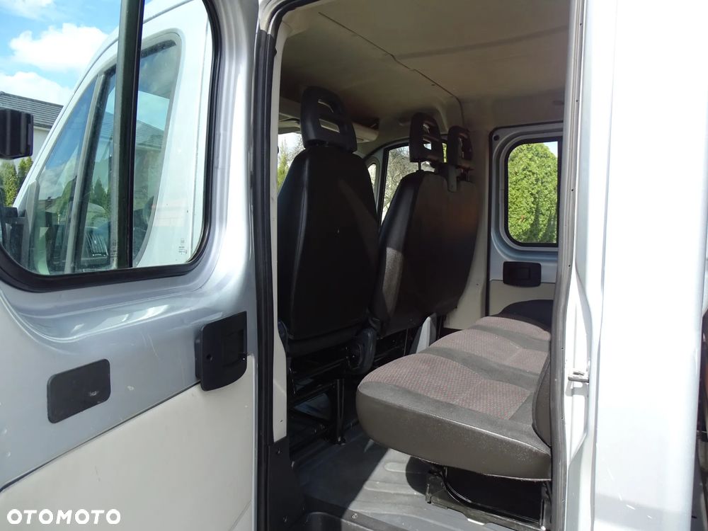 Peugeot BOXER 130 koni ,doka, Klima, 7- osób + skrzynia 3,40 m , MAXI - 8