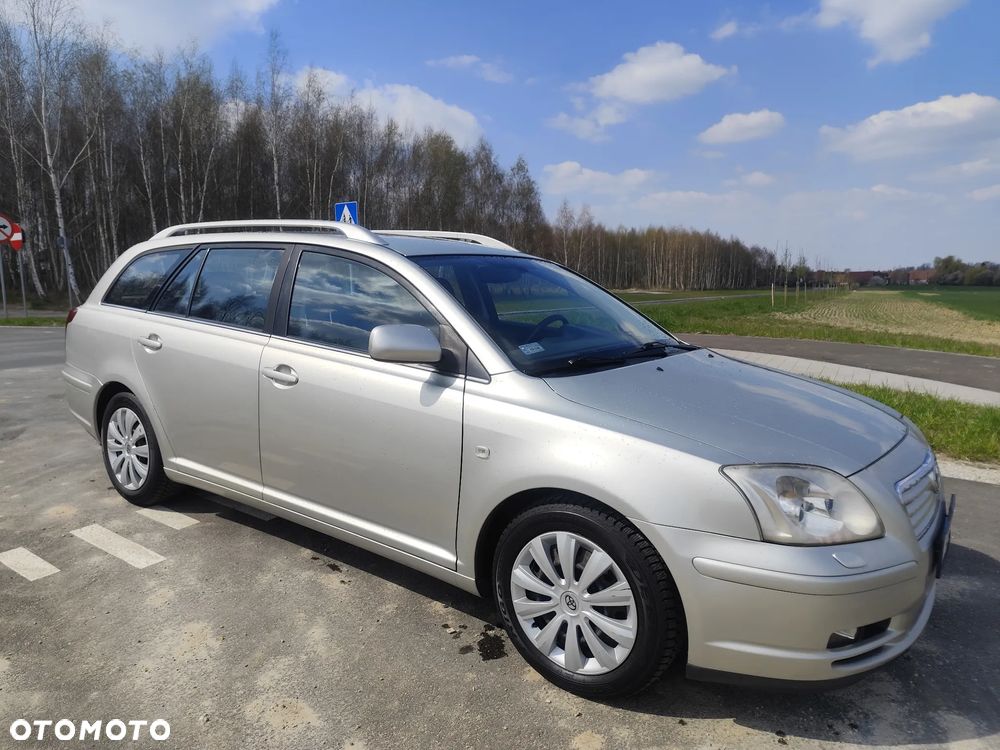 Toyota Avensis 1.8 VVT-i Luna - 3