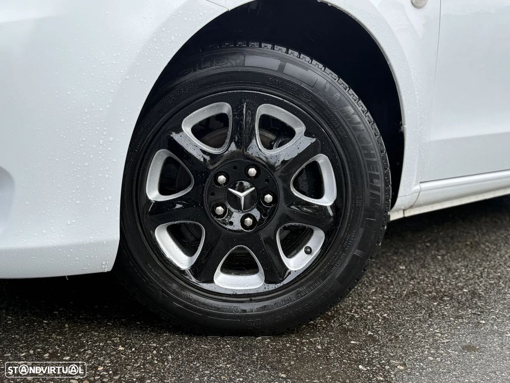 Mercedes-Benz VITO 114 CDI LONGA C/ MOTOR DE FRIO E CAIXA ISOTÉRMICA - 24