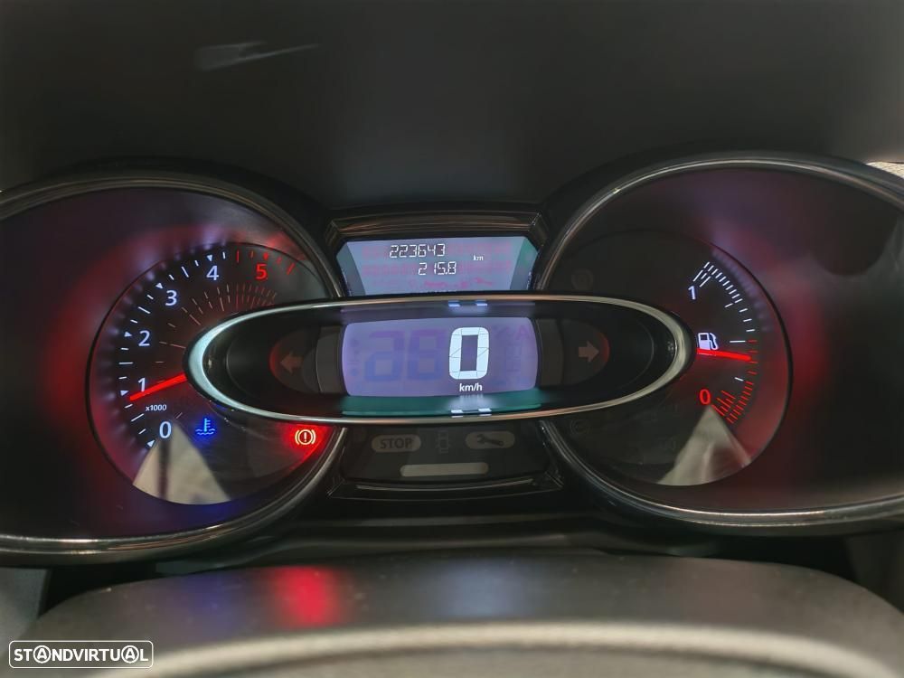 Renault Clio 1.5 dCi Limited - 10