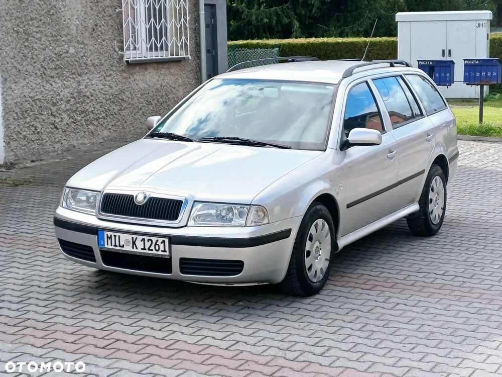 Skoda Octavia - 1