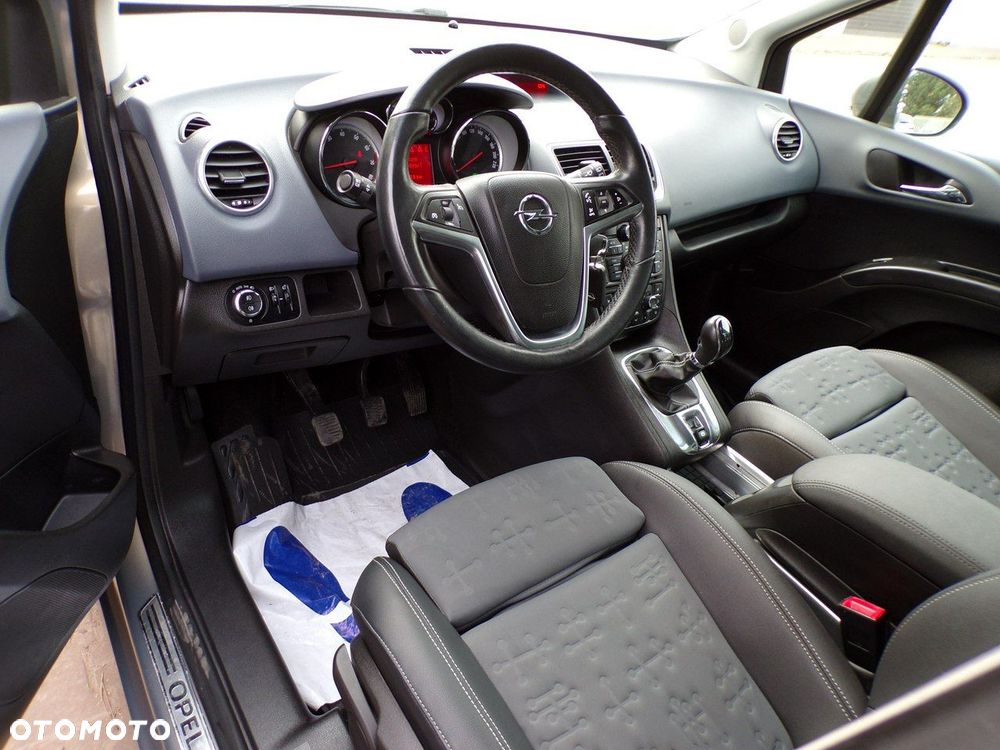 Opel Meriva - 27