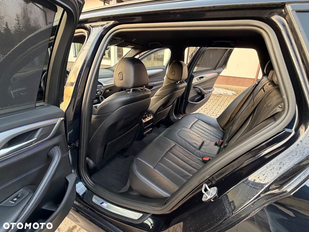 BMW Seria 5 520d M Sport Edition - 25