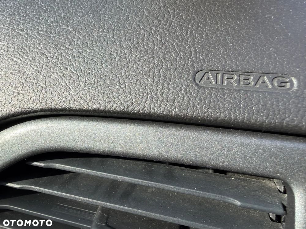Ford Mondeo MK5 2,0 TDCI E6 15-20r deska konsola - 3