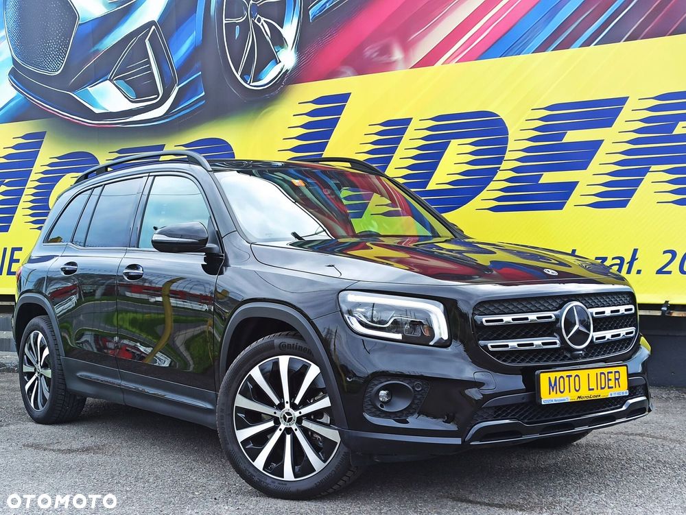 Mercedes-Benz GLB - 1