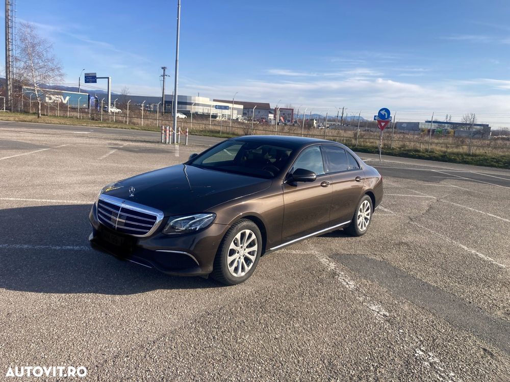 Mercedes-Benz E 220 d 4MATIC Aut. - 2