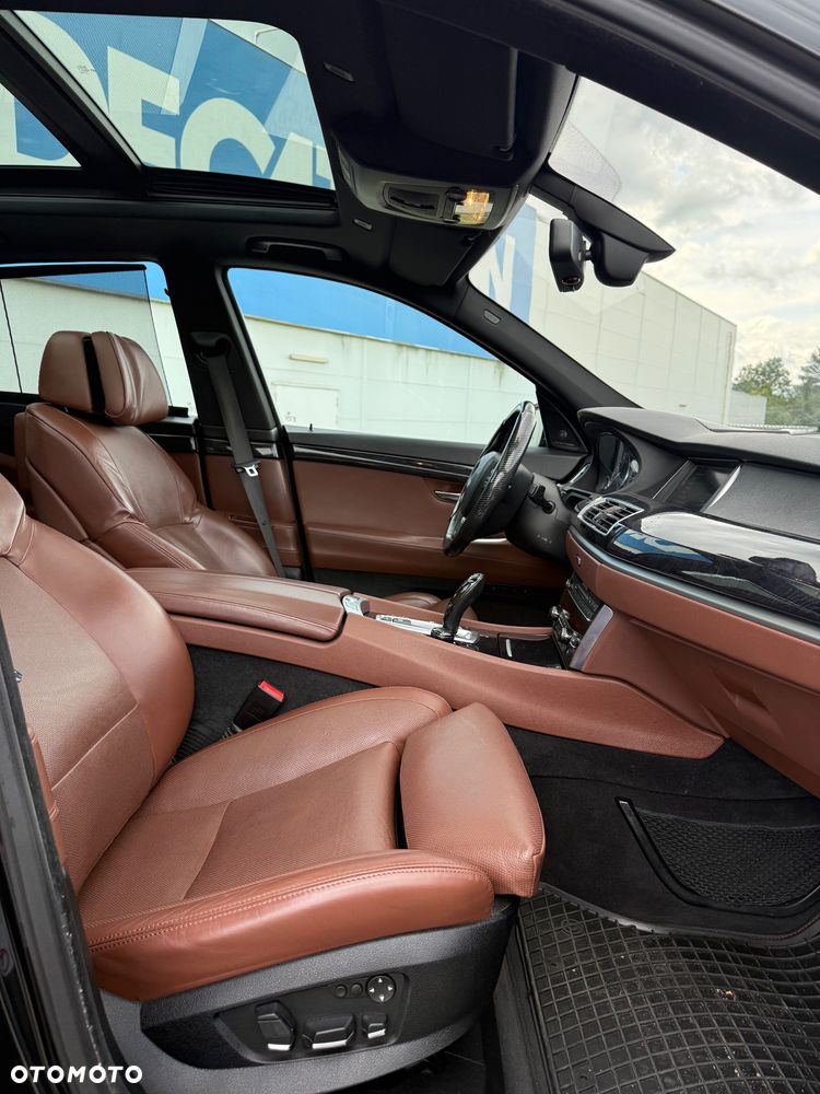 BMW 5GT 550i Luxury Line - 36