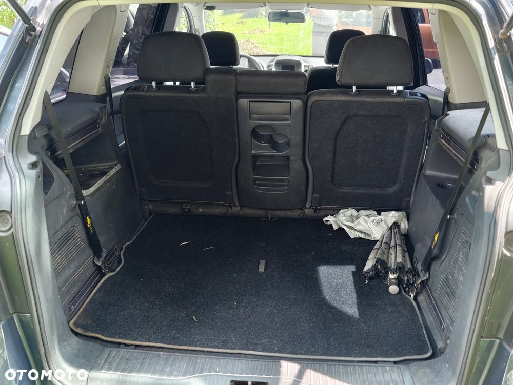 Opel Zafira 1.9 CDTI Cosmo - 4
