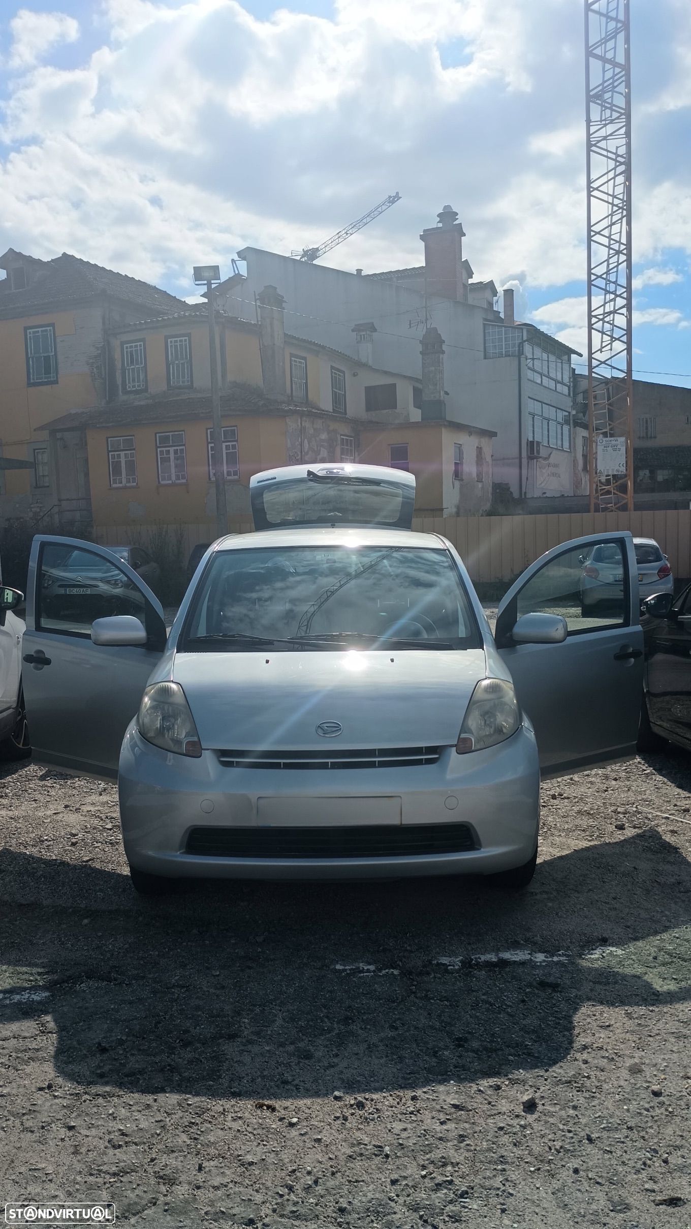 Daihatsu Sirion 1.0 - 1