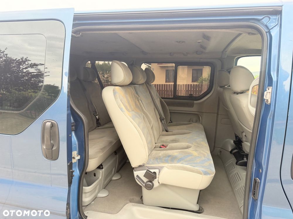 Renault Trafic - 19