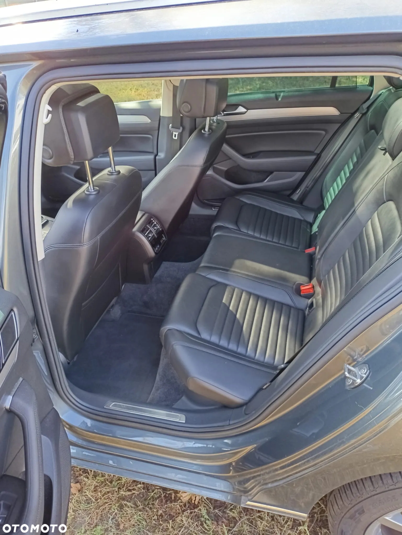 Volkswagen Passat 2.0 TDI 4Mot Elegance DSG - 11