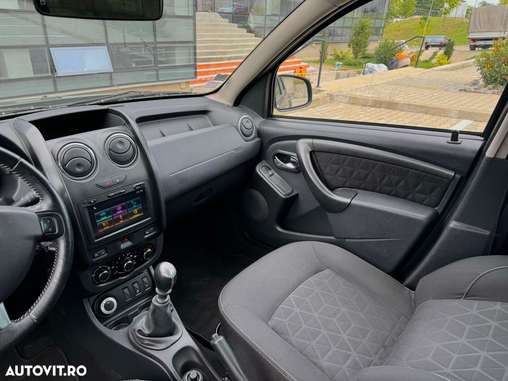 Dacia Duster dCi 110 FAP 4x4 Prestige - 8