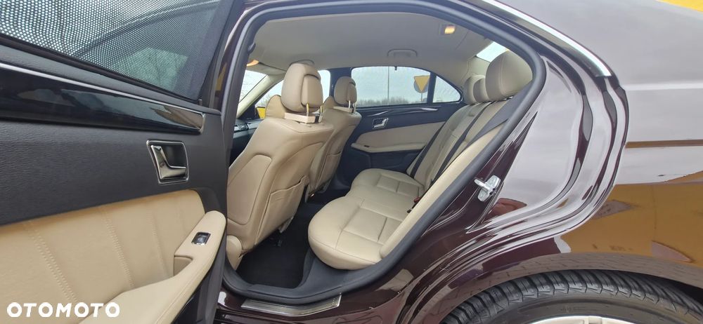 Mercedes-Benz Klasa E 220 CDI Automatik Avantgarde - 19