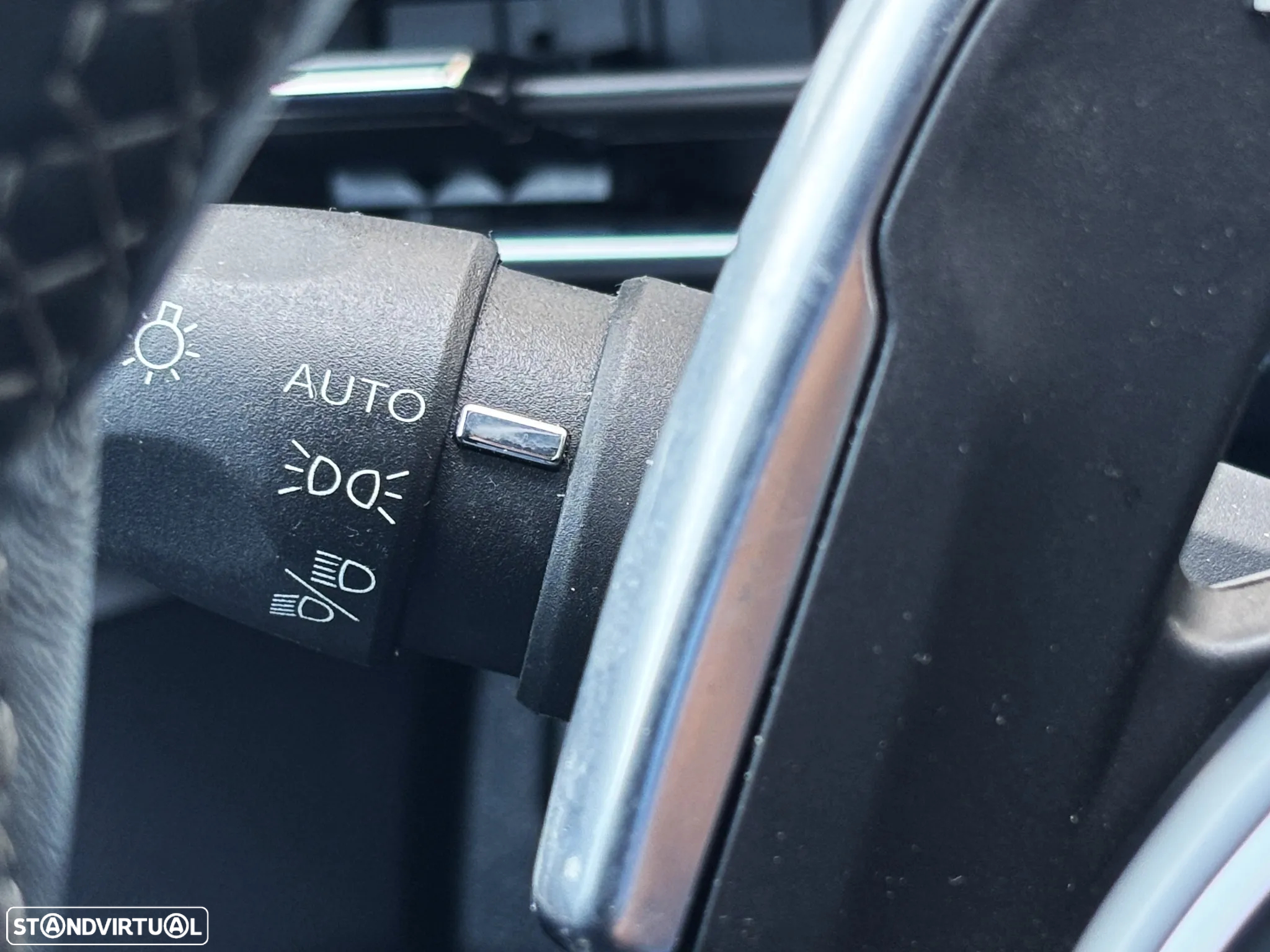 Peugeot 5008 1.5 BlueHDi Allure Pack EAT8 - 21