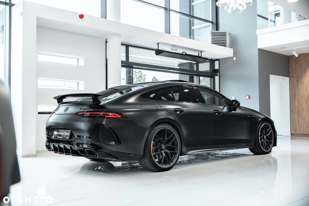 Mercedes-Benz AMG GT - 11