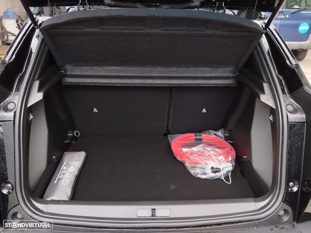 Peugeot e-2008 54 kWh Allure - 7