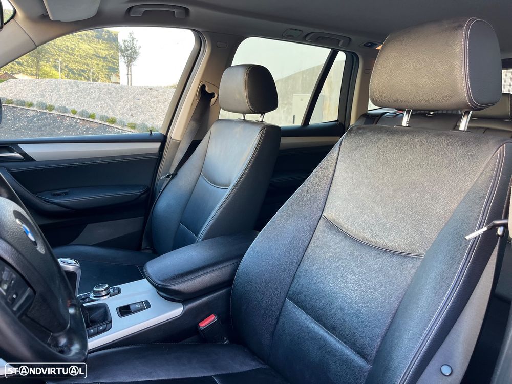 BMW X3 xDrive20d Edition Exclusive - 7