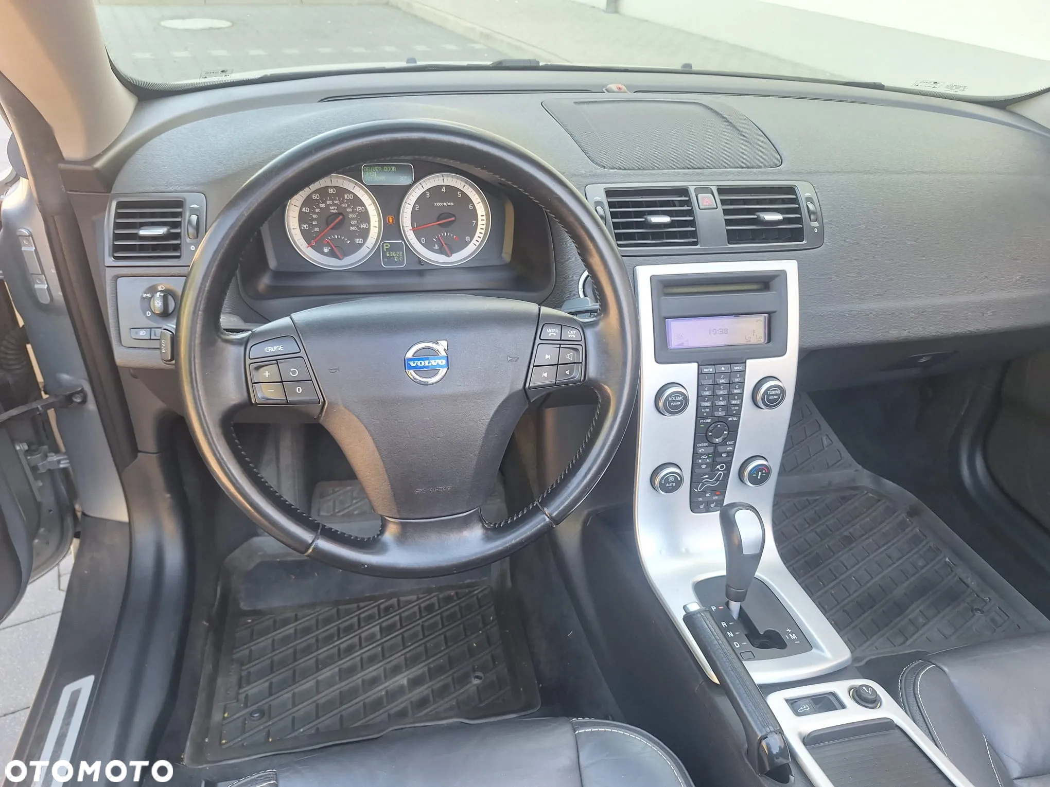 Volvo C70 T5 Momentum - 17