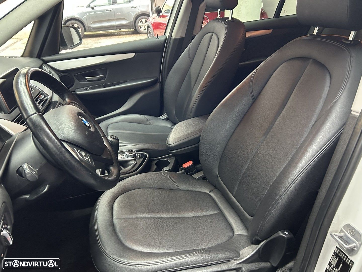 BMW 216 Gran Tourer d - 10