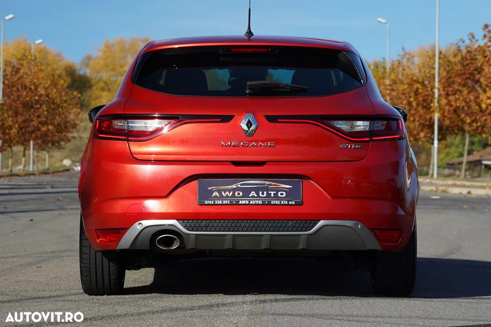 Renault Megane ENERGY dCi 130 GT LINE - 23