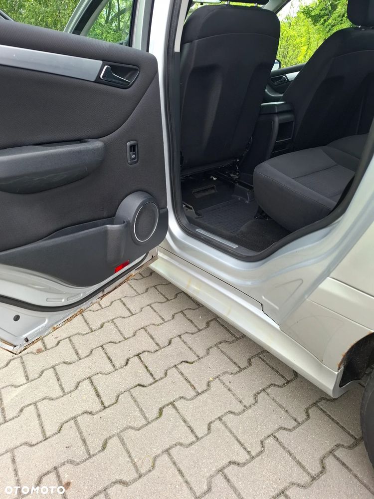 Mercedes-Benz Klasa B 180 CDI DPF Autotronic - 12