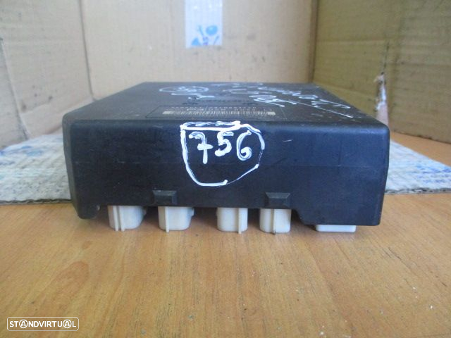 Caixa Fusiveis 519339501 RENAULT MEGANE 3 2009 1.5DCI ORIGINAL - 2