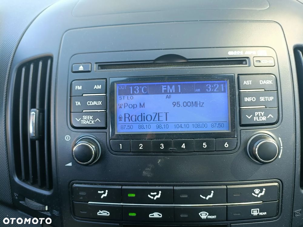 HYUNDAI i30 I 07-12 2009 r. radioodtwarzacz radioodbiornik radio * - 1