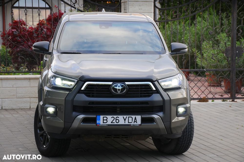 Toyota Hilux 2.8D 204CP 4x4 Double Cab AT Invincible Color Edition - 28