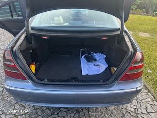 Mercedes-Benz E 220 CDI Avantgarde - 6