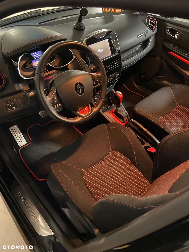 Renault Clio 1.6 R.S 200 EDC - 8