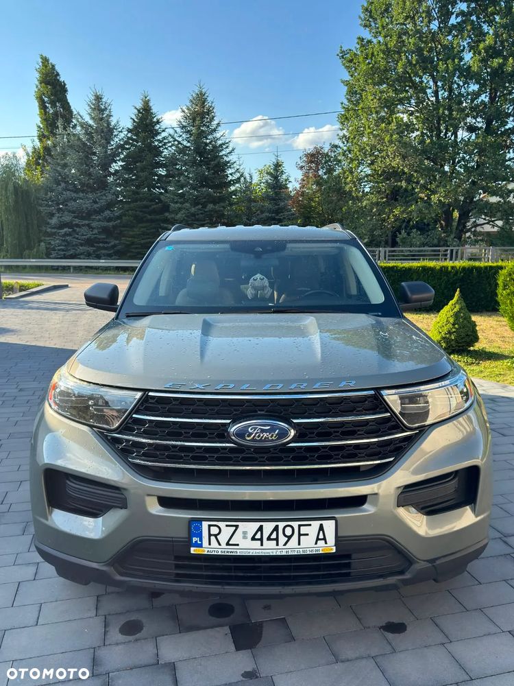 Ford Explorer - 10