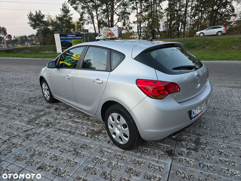Opel Astra - 5