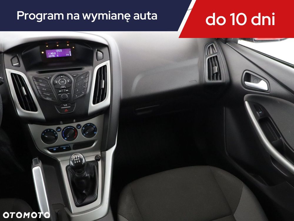 Ford Focus - 10