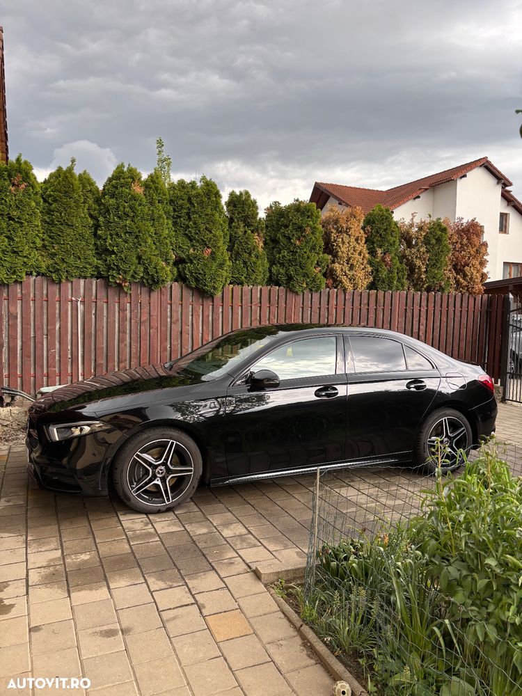 Mercedes-Benz A 220 4Matic 7G-DCT AMG Line - 6