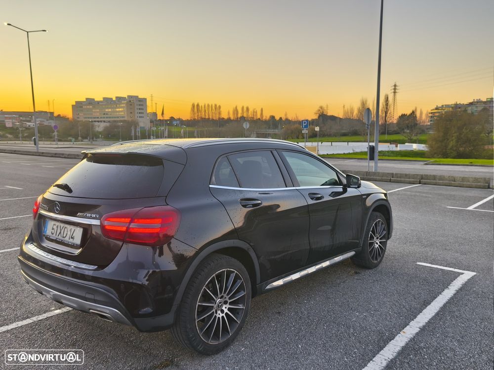 Mercedes-Benz GLA 220 d 4Matic 7G-DCT AMG Line - 4