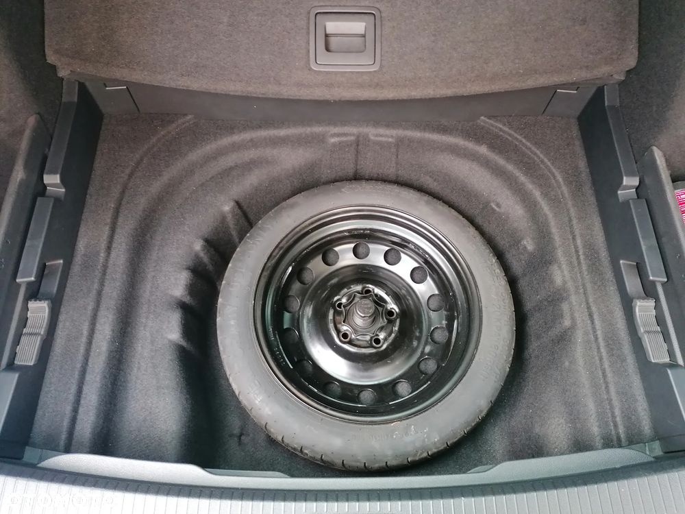 Volkswagen Golf 1.4 TSI BMT Highline - 18