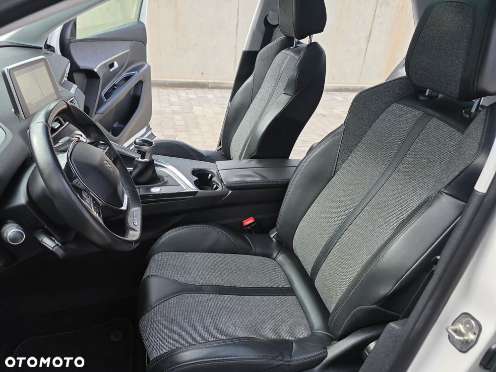 Peugeot 3008 PureTech 130 Stop & Start Allure - 30