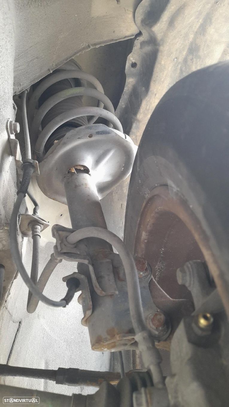 Amortecedor frente esquerdo NISSAN Almera II Hatchback (N16) - 1