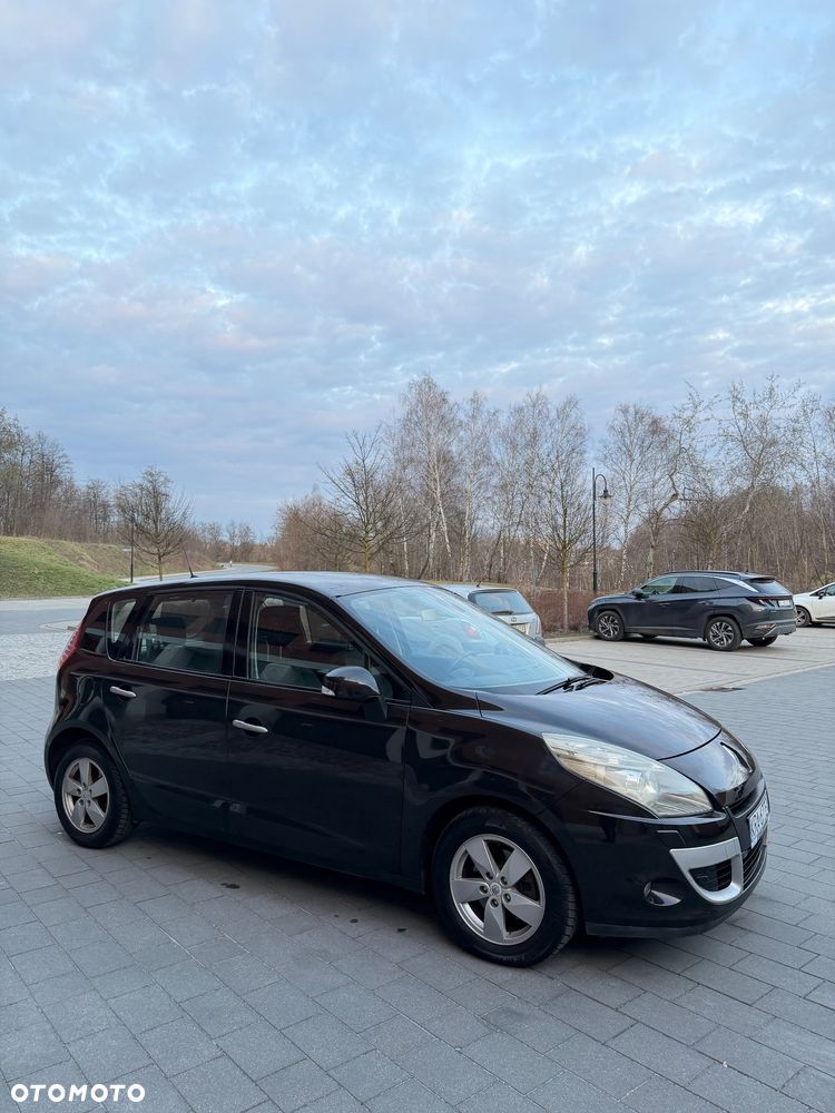 Renault Scenic 2.0 16V 140 CVT Bose Edition - 13