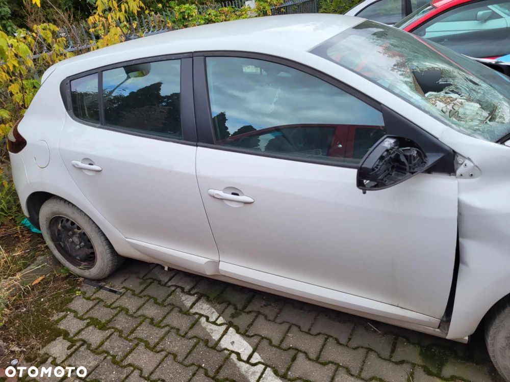 Renault Megane 1.5 dCi Life - 5