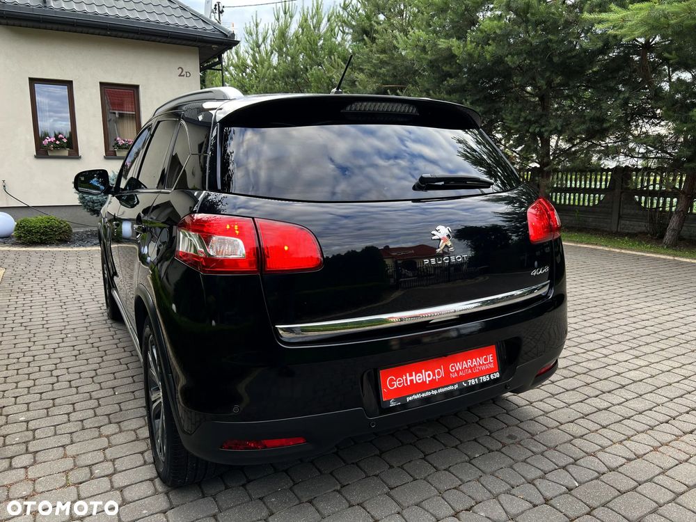 Peugeot 4008 - 8