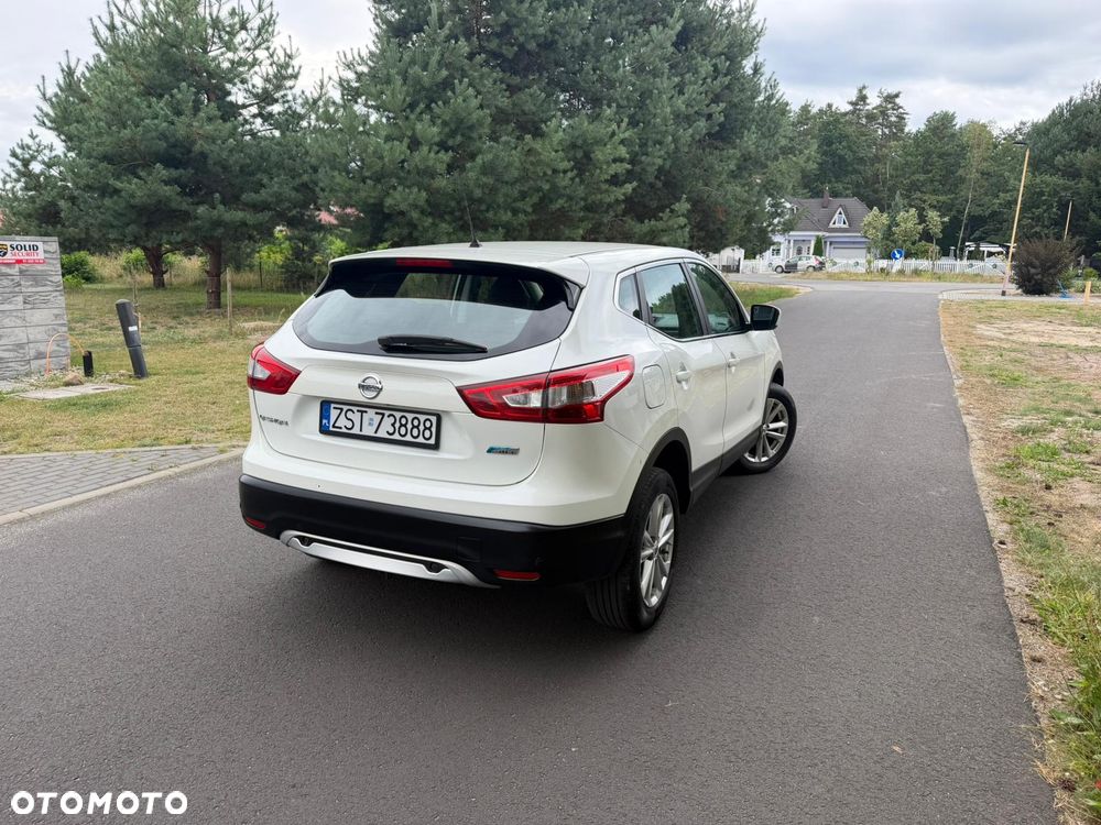 Nissan Qashqai - 4