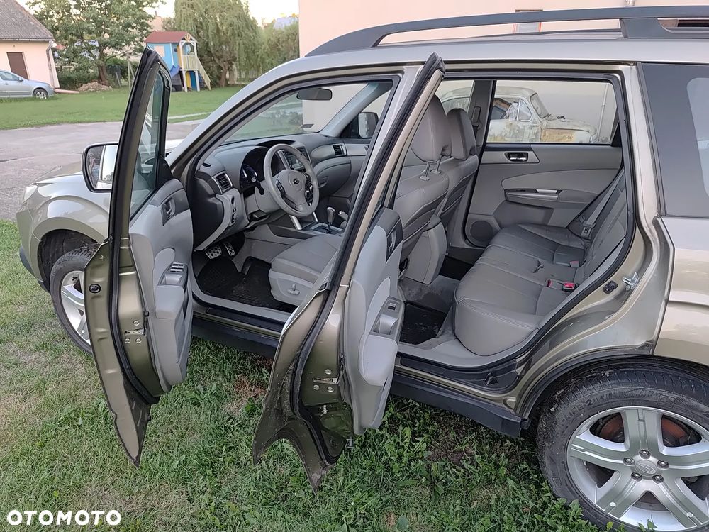Subaru Forester 2.5 XT LUN - 10