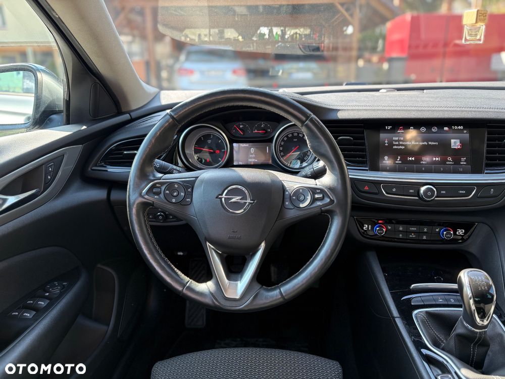 Opel Insignia - 18