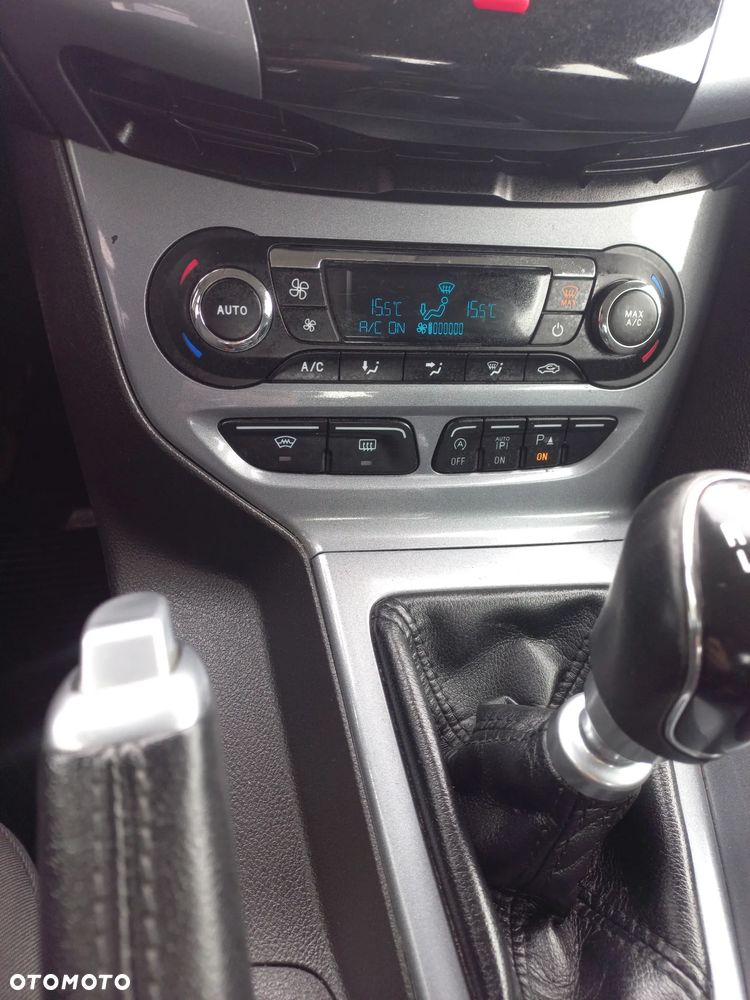 Ford Focus 1.0 EcoBoost STart-Stopp-System TITANIUM - 11