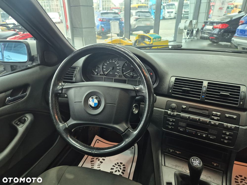 BMW Seria 3 - 21